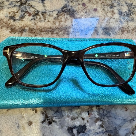 Tom Ford Eyeglasses TF5196 - Picture 2 of 4